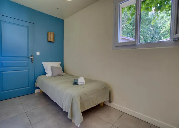 Calme à L'orée Des Bois Hébergement de vacances Voeuil-et-Giget