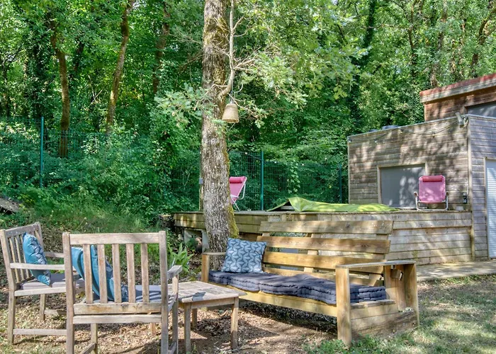 Calme à L'orée Des Bois Hébergement de vacances *